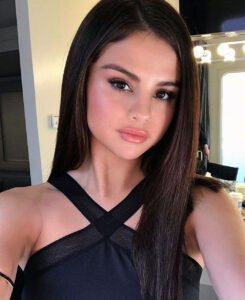 Selena Gomez Nude and Sexy Pics - BIG COLLECTION – Leaked Diaries