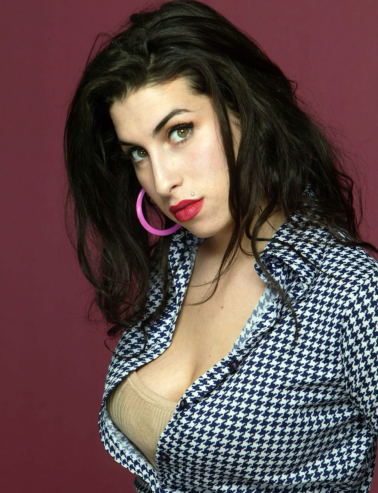 Amy Winehouse nude topless porn sexy bikini feet LeakedDiaries 55