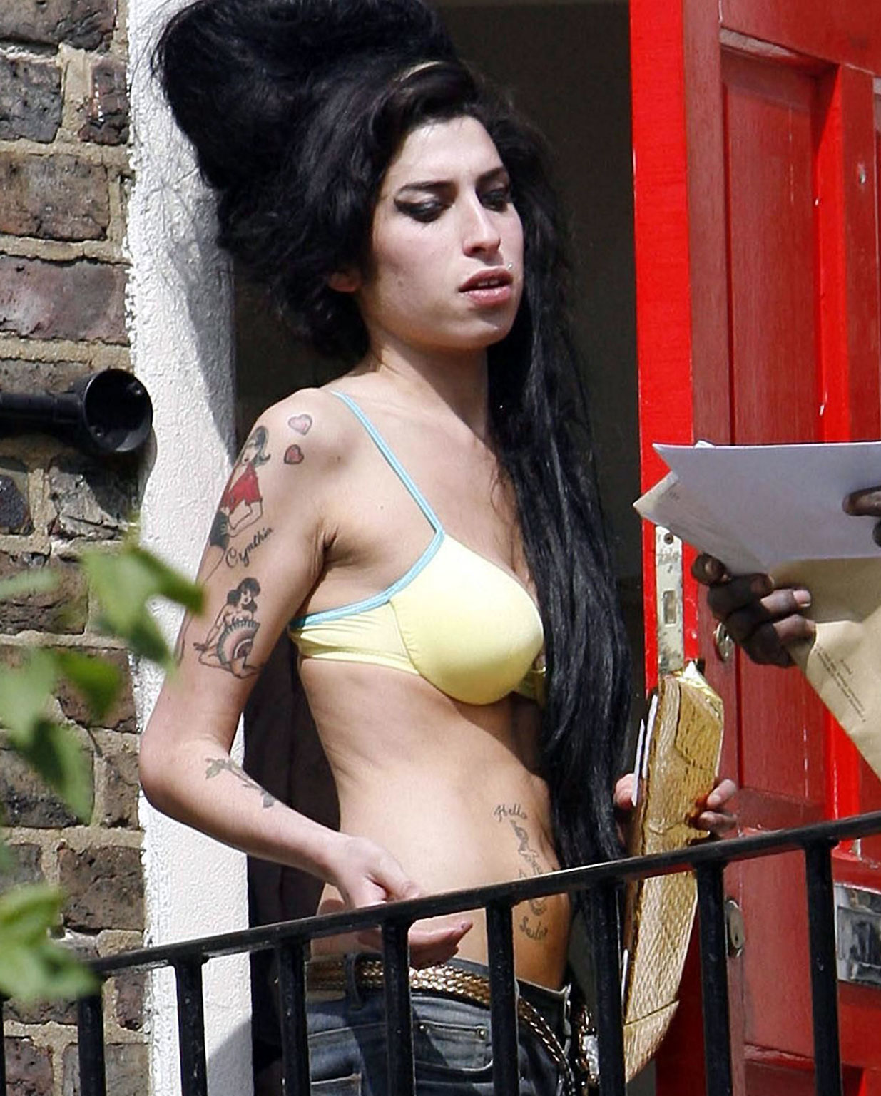 Amy Winehouse nude topless porn sexy bikini feet LeakedDiaries 7
