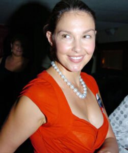 Ashley Judd Nude and Sexy Photos Collection nude – Leaked Diaries