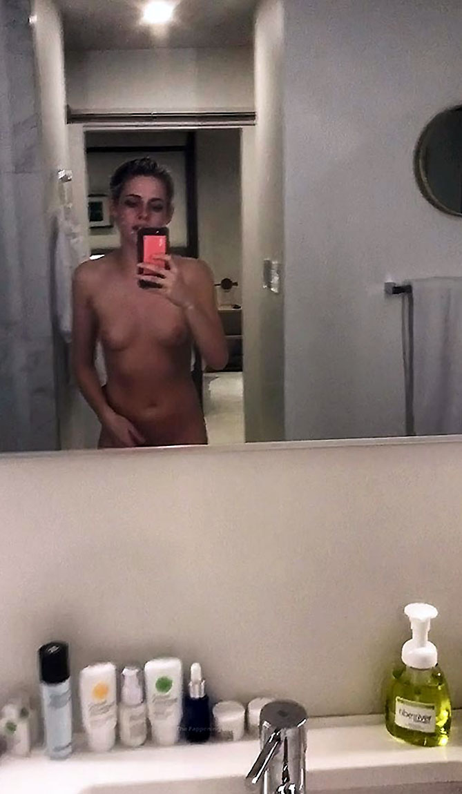 Kristen Stewart nude porn topless hot LeakedDiaries 57