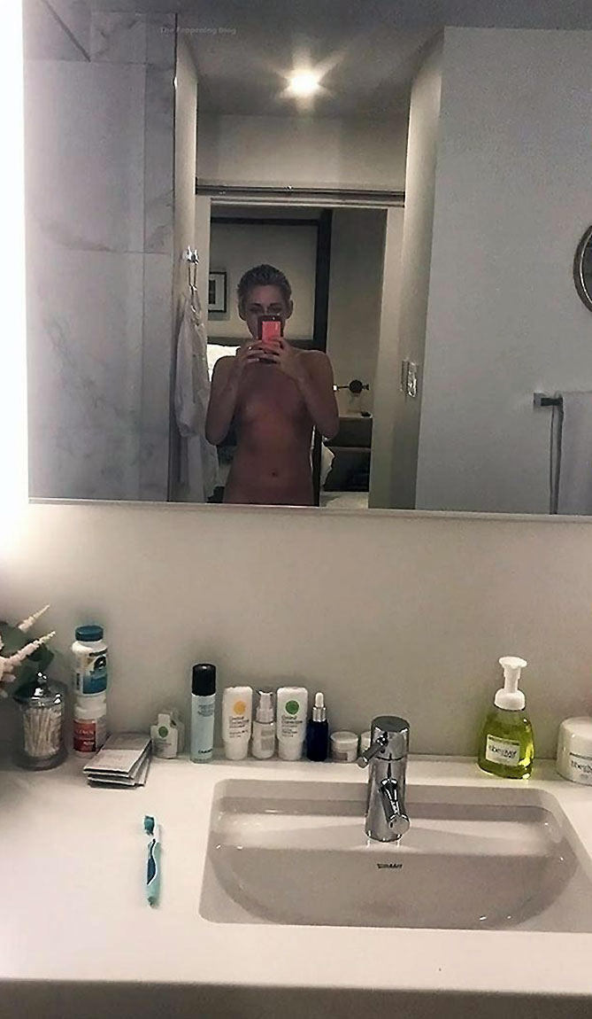 Kristen Stewart nude porn topless hot LeakedDiaries 65