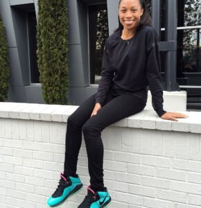 Allyson Felix Sexy Photos Collection – Leaked Diaries