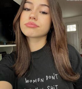 Ava Rose Beaune Sexy Photos Collection – Leaked Diaries