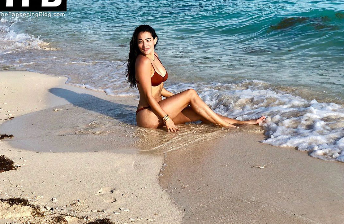 Natalie Martinez nude topless porn sexy LeakedDiaries 62