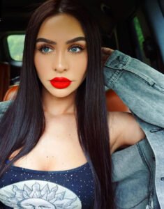 Carli Bybel Hot and Bikini Photo Collection nude – Leaked Diaries