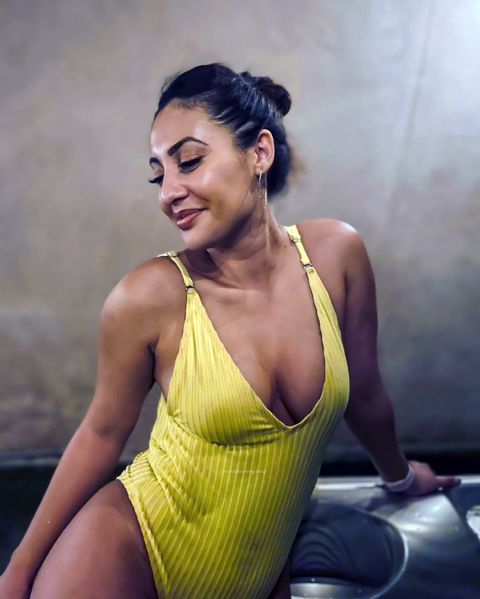 Francia Raisa bikini sexy hot boobs leakeddiaries 9