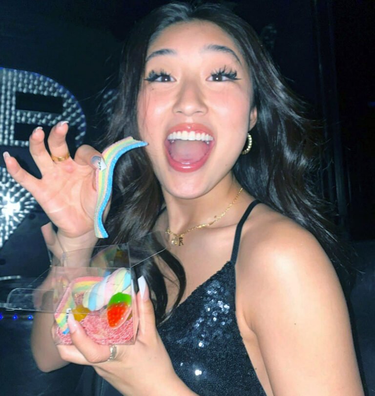 Paige Taylor Hot and Sexy Photo Collection nude – Leaked Diaries