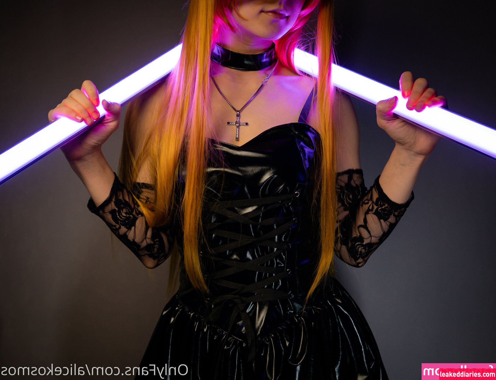 alicekosmos (alicekosmos, alicekosmos_official) photo 13