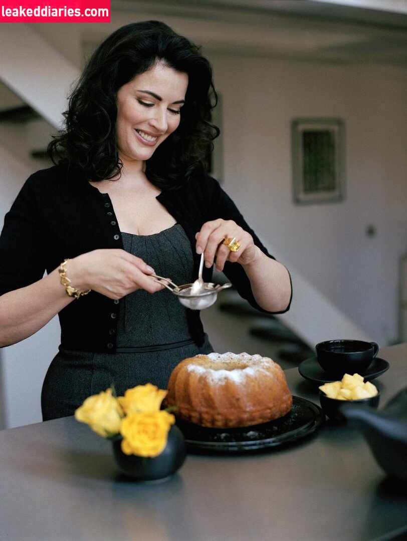 Nigella Lawson (Nigella Lawson, nigellalawson) photo 139