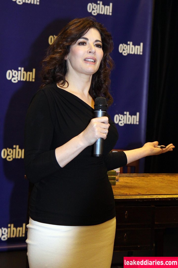 Nigella Lawson (Nigella Lawson, nigellalawson) photo 217