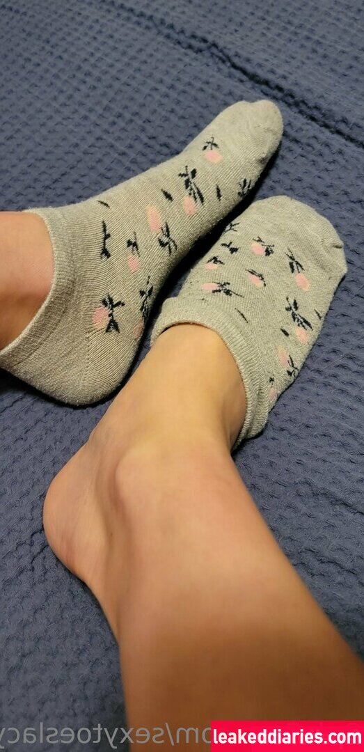 sexytoeslacy (sexytoes_11, sexytoeslacy) photo 18