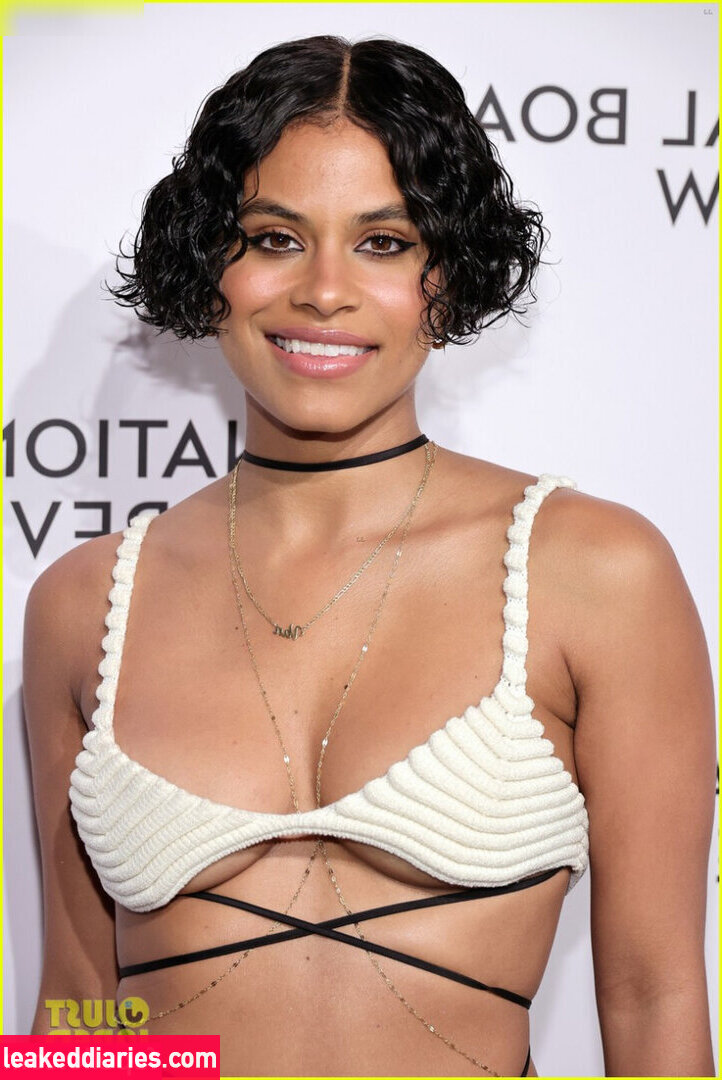 Zazie Beetz (zaziebeetz) photo 13