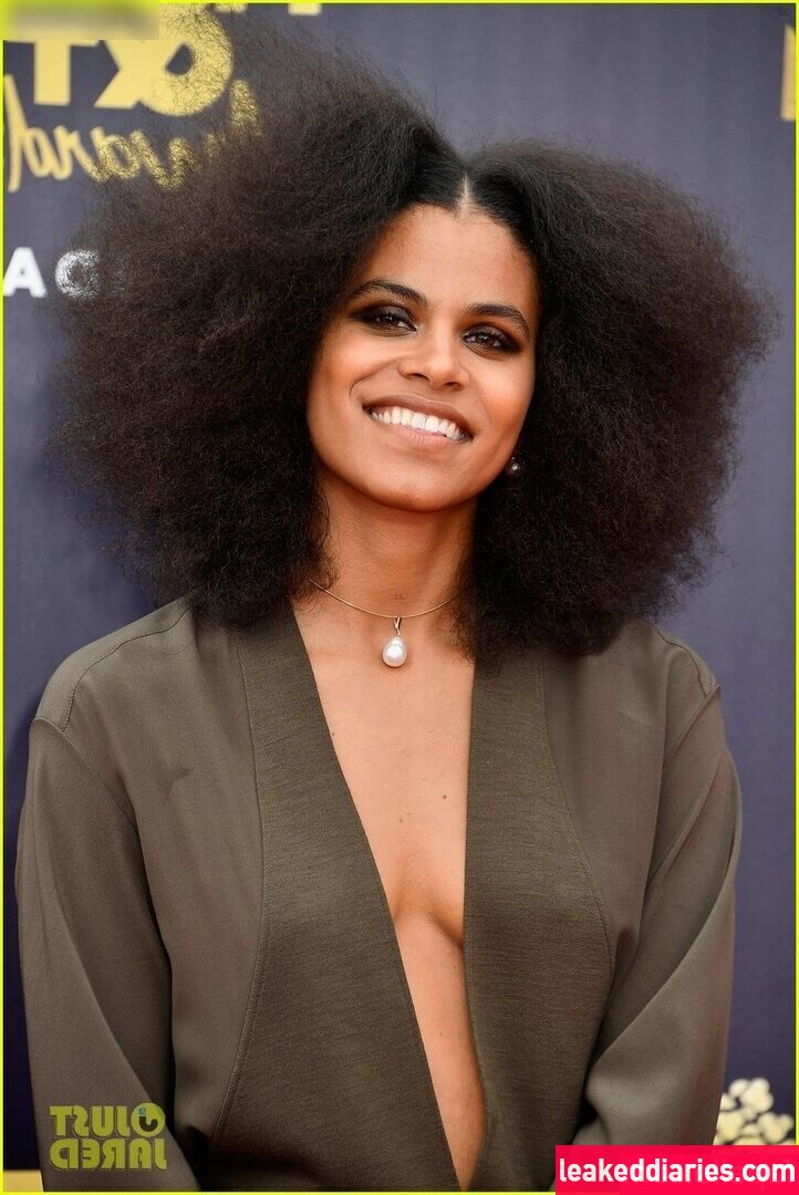 Zazie Beetz (zaziebeetz) photo 25