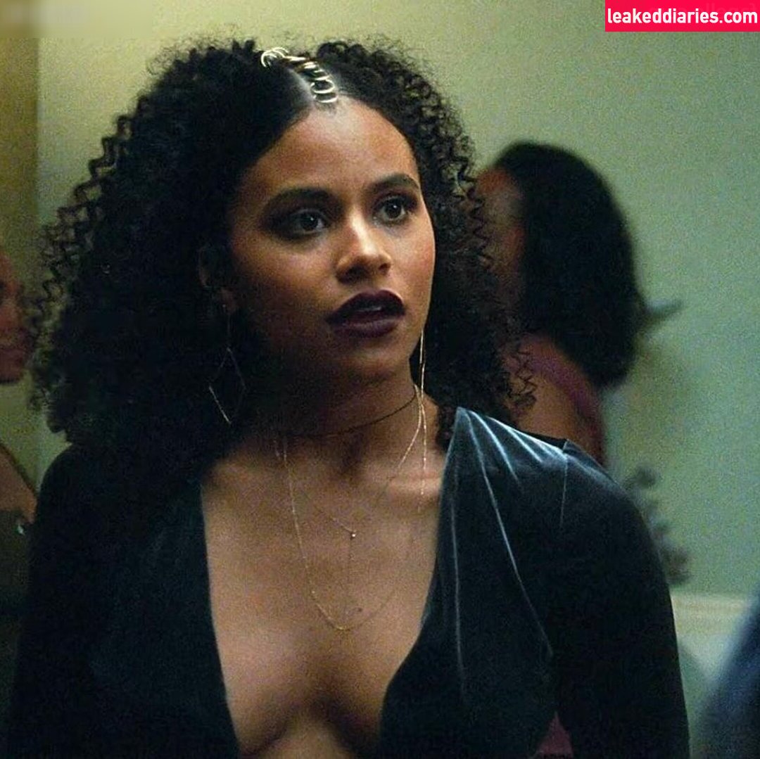 Zazie Beetz (zaziebeetz) photo 35