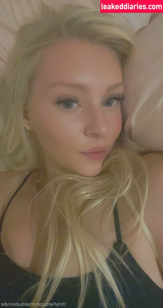 freshmanblondie18 (freshmanblondie18, sheblondie_) photo 574