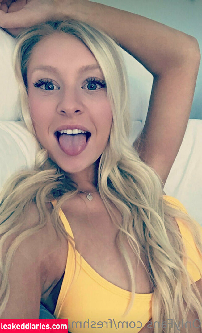 freshmanblondie18 (freshmanblondie18, sheblondie_) photo 619