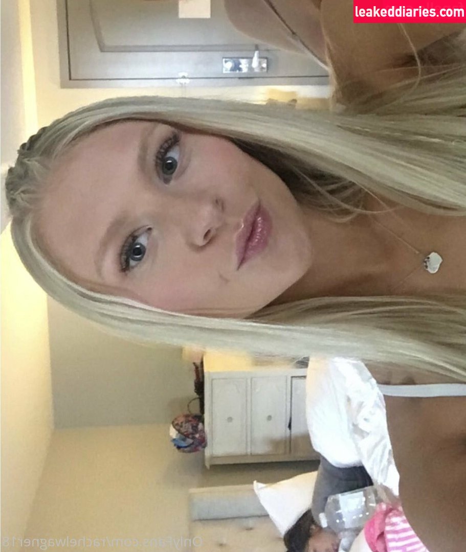 freshmanblondie18 (freshmanblondie18, sheblondie_) photo 682