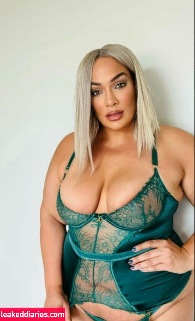 Nia Jax-Lina Fanene (LinaFanene) photo 5