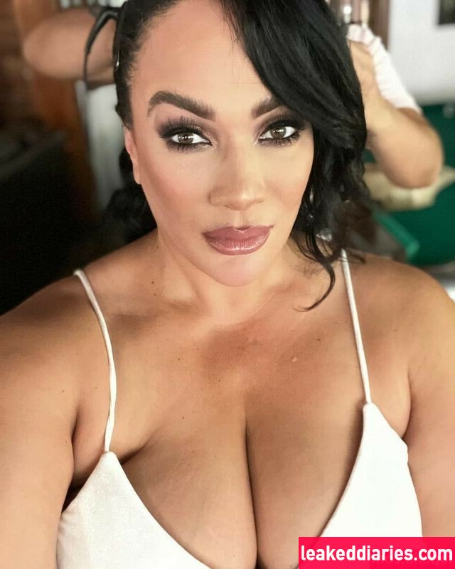 Nia Jax-Lina Fanene (LinaFanene) photo 51