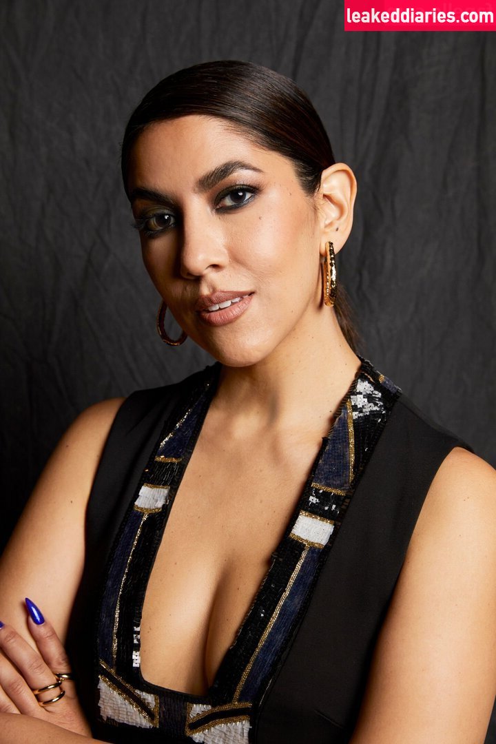 Stephanie Beatriz (Rosa Diaz, bellasramos, iamstephbeatz, stephaniebeatriz) photo 104