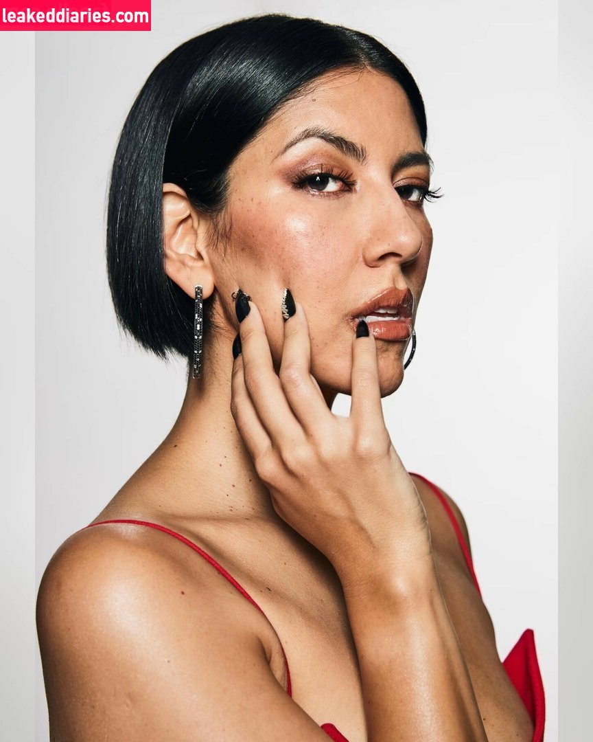 Stephanie Beatriz (Rosa Diaz, bellasramos, iamstephbeatz, stephaniebeatriz) photo 171