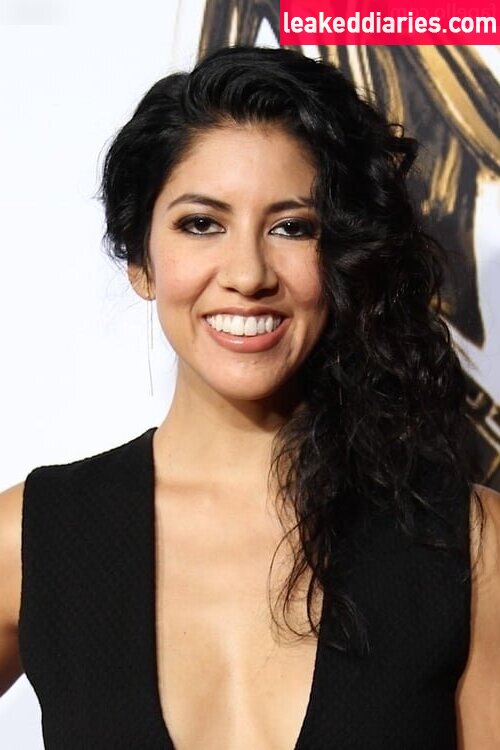 Stephanie Beatriz (Rosa Diaz, bellasramos, iamstephbeatz, stephaniebeatriz) photo 32