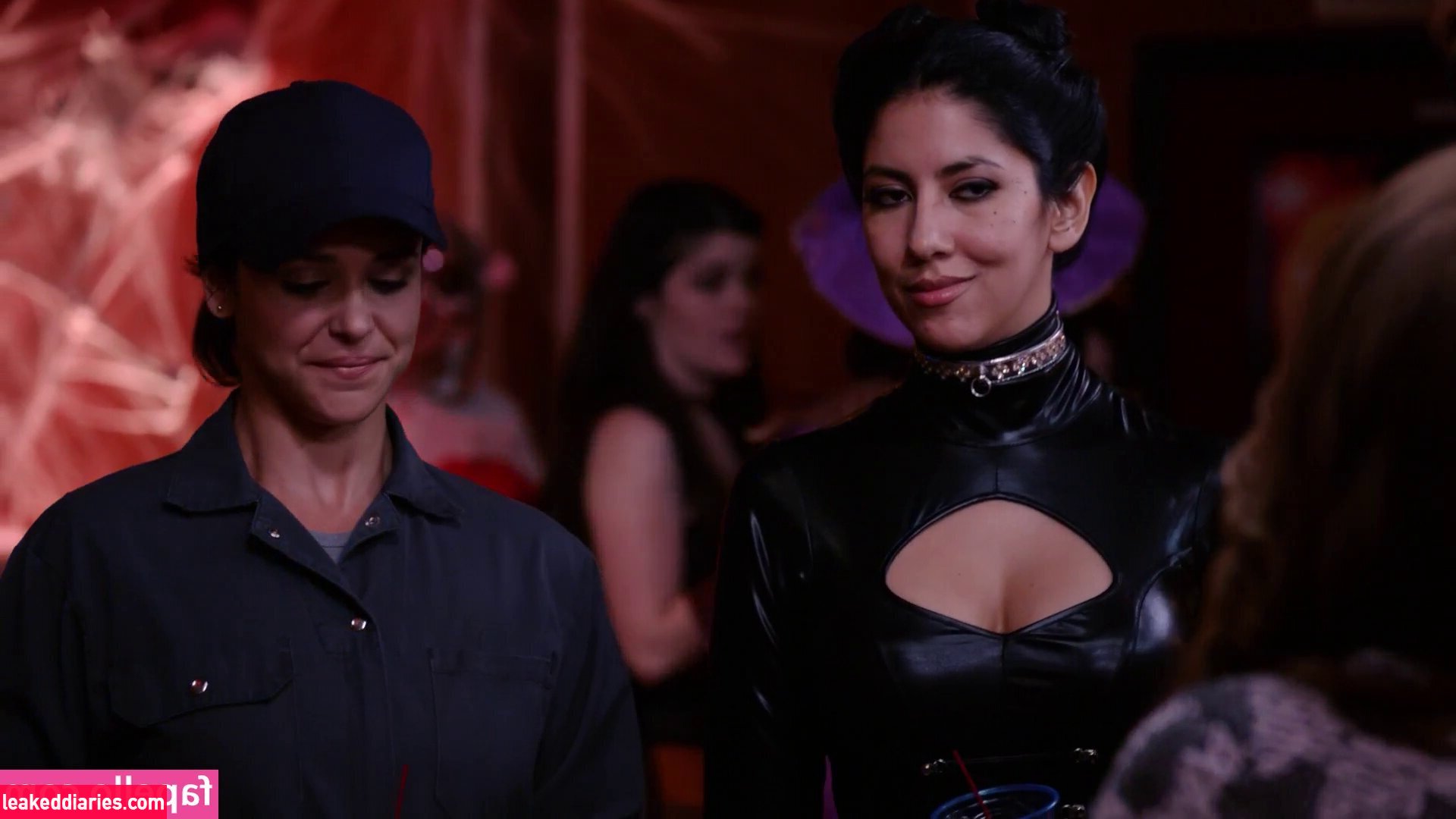 Stephanie Beatriz (Rosa Diaz, bellasramos, iamstephbeatz, stephaniebeatriz) photo 62