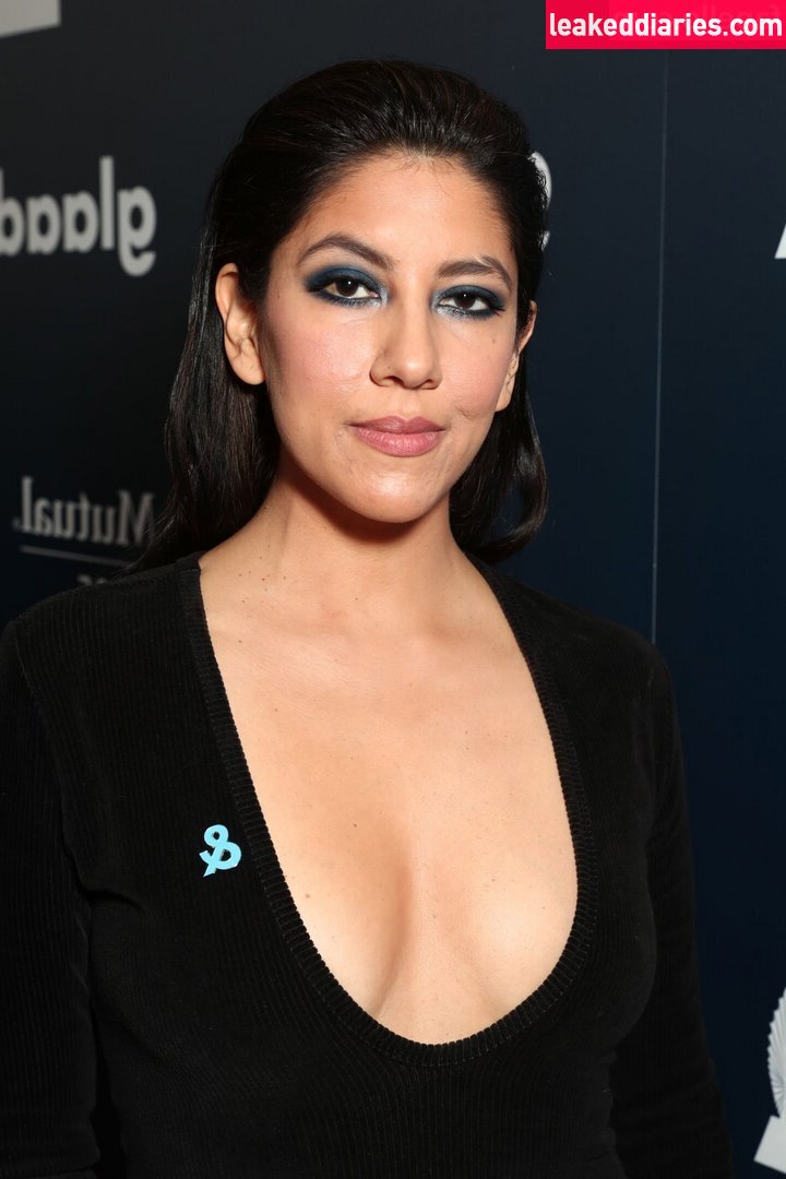 Stephanie Beatriz (Rosa Diaz, bellasramos, iamstephbeatz, stephaniebeatriz) photo 96