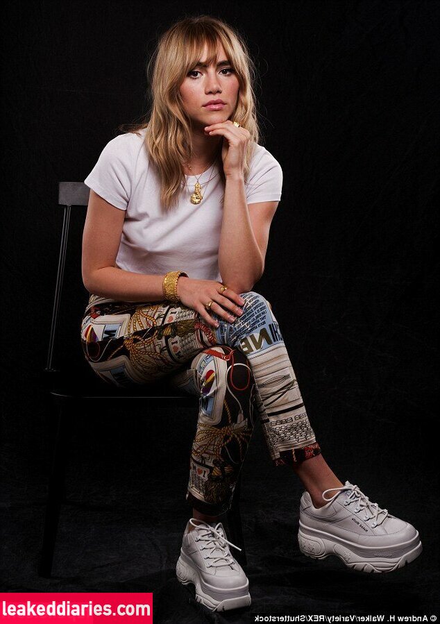 Suki Waterhouse (sukiwaterhouse) photo 349