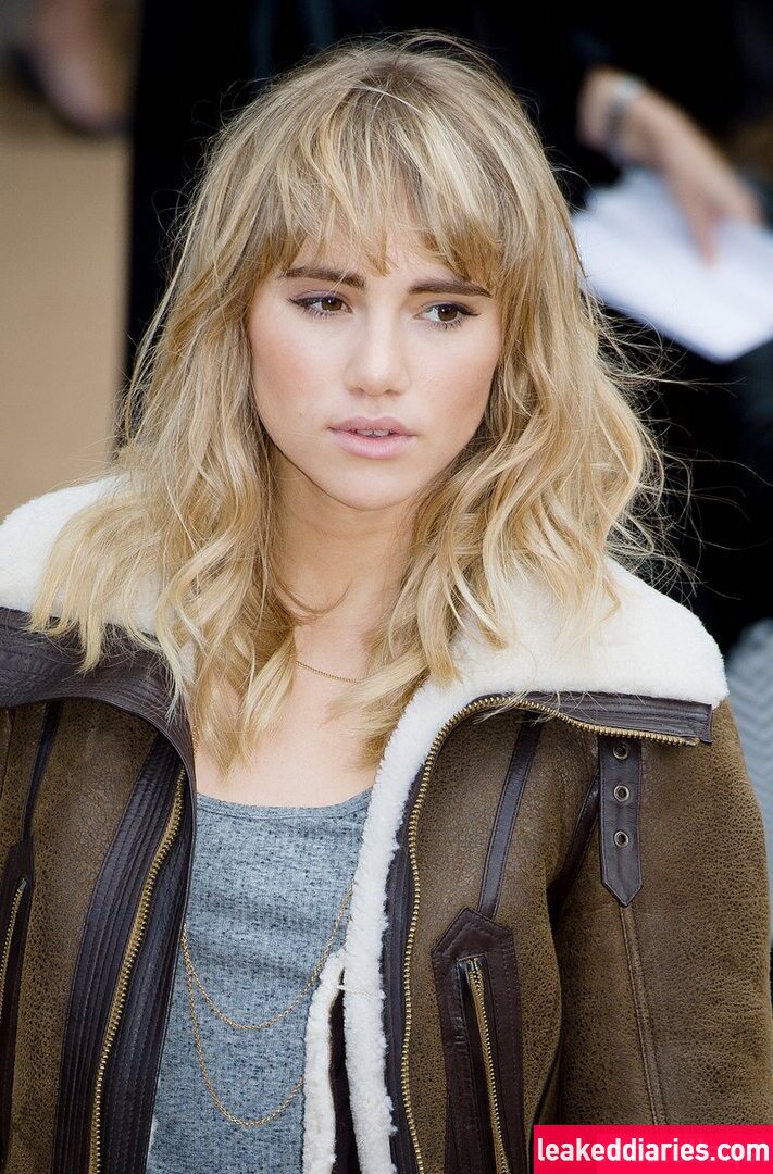 Suki Waterhouse (sukiwaterhouse) photo 363