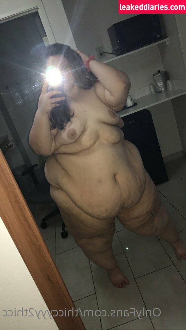 thiccyyy2thicc (thicccatthicc, thiccyyy2thicc) photo 30