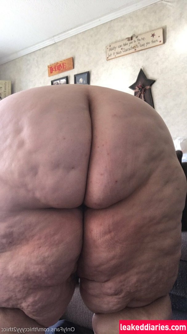 thiccyyy2thicc (thicccatthicc, thiccyyy2thicc) photo 48