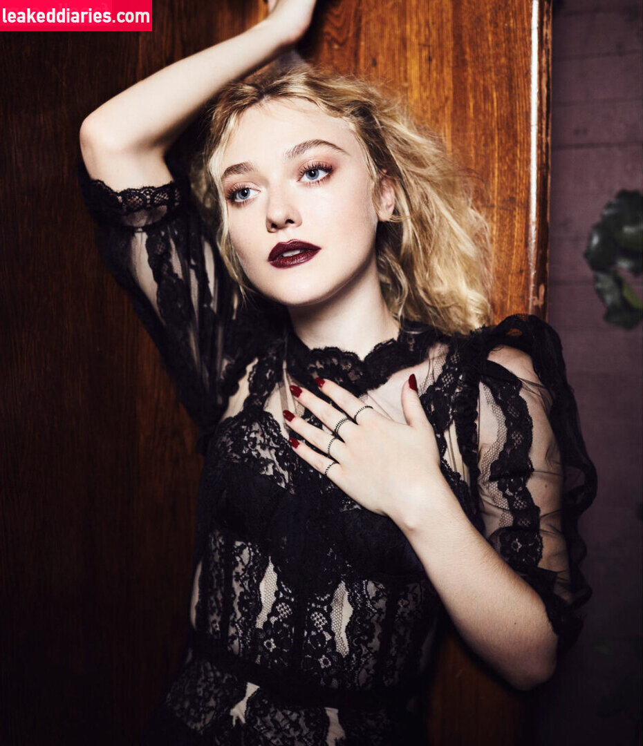 Dakota Fanning (dakotafanning) photo 146