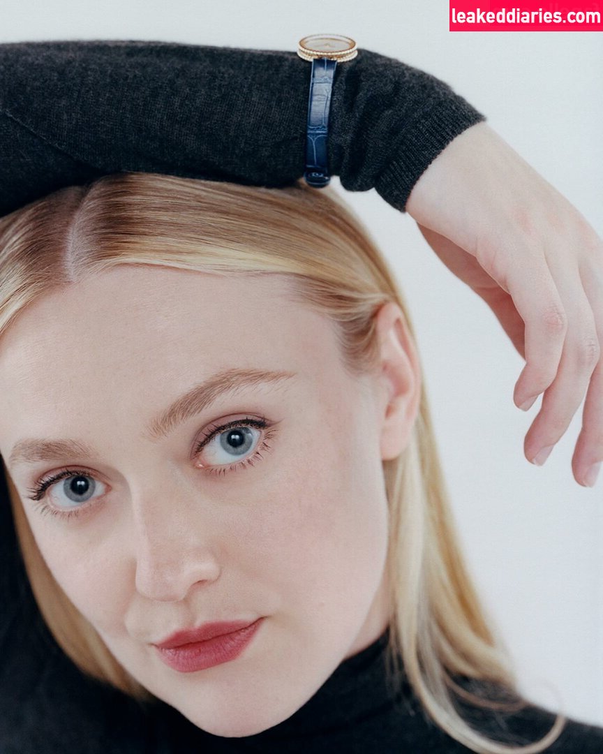 Dakota Fanning (dakotafanning) photo 16