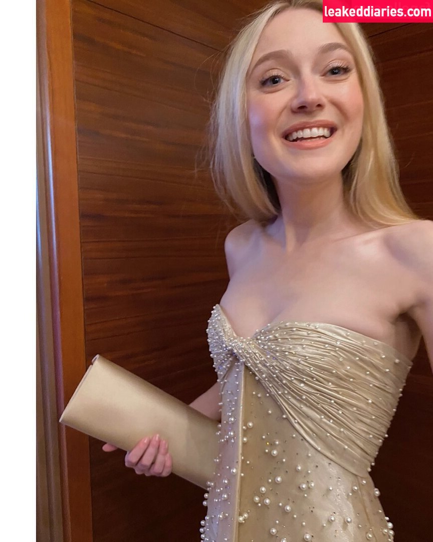 Dakota Fanning (dakotafanning) photo 20