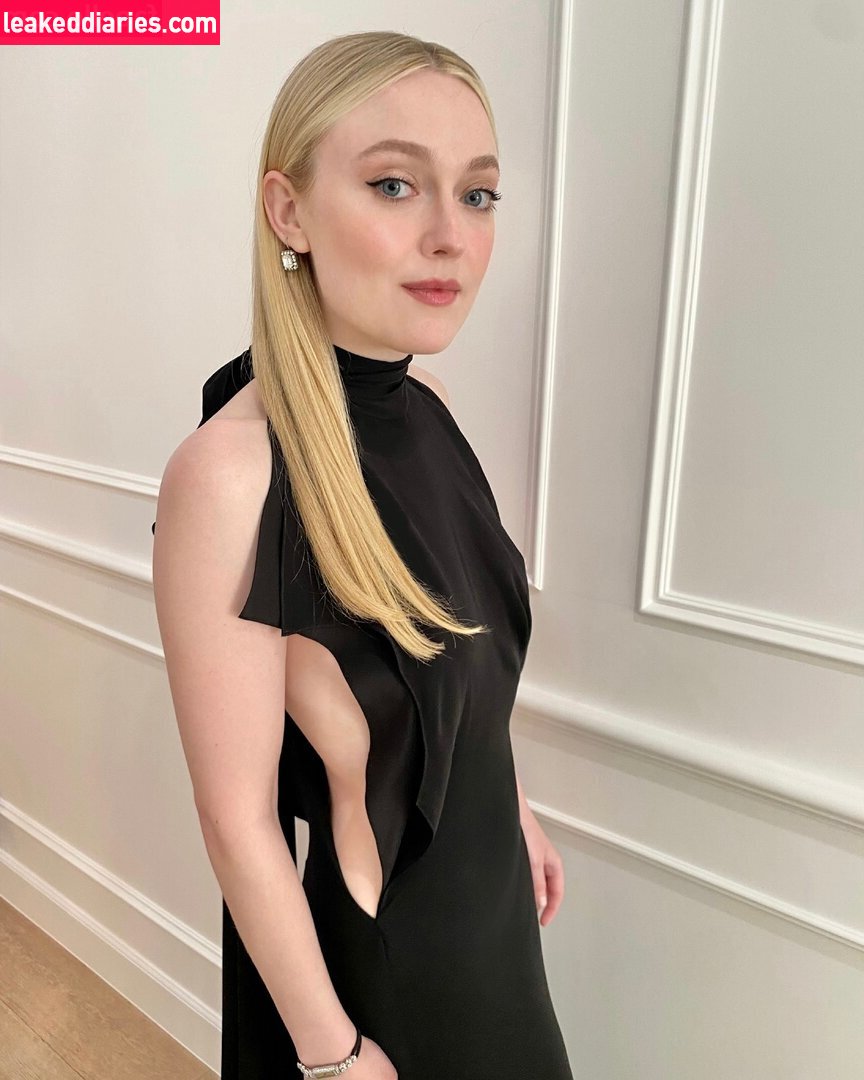 Dakota Fanning (dakotafanning) photo 189