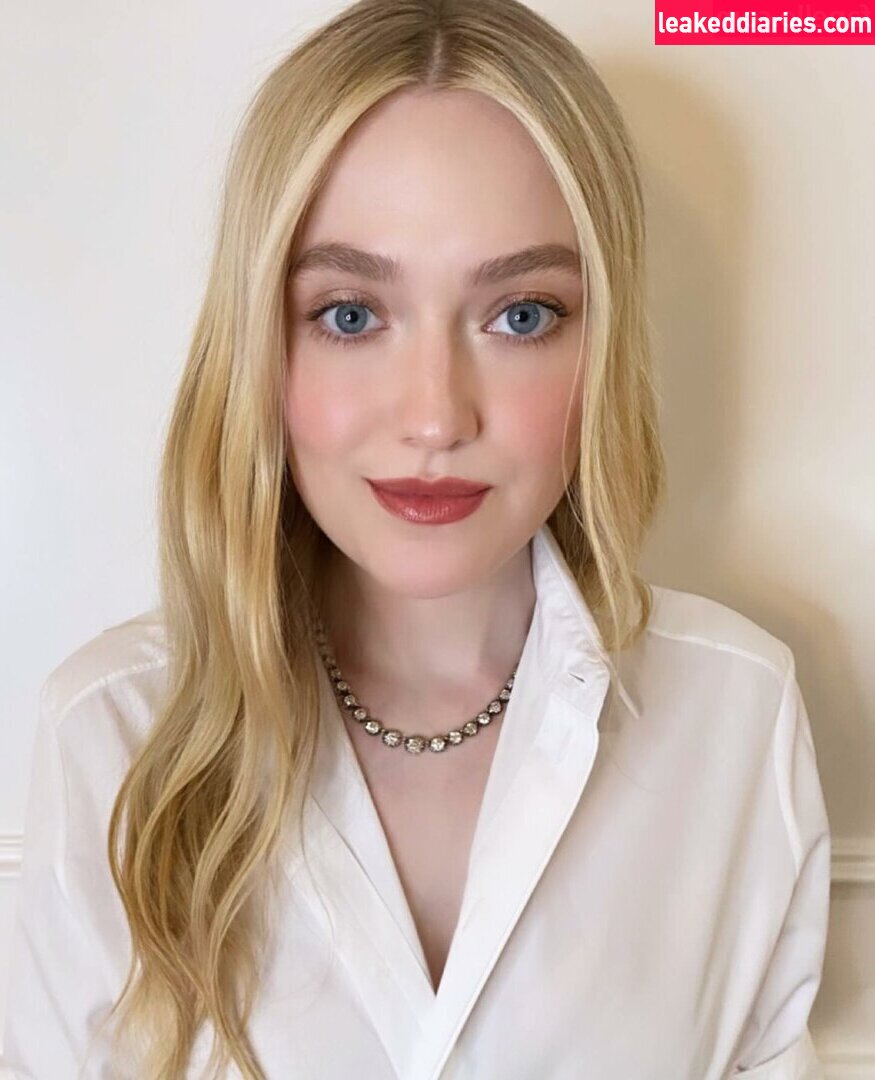 Dakota Fanning (dakotafanning) photo 230