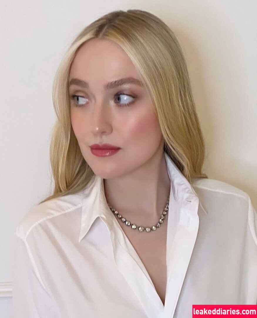 Dakota Fanning (dakotafanning) photo 233