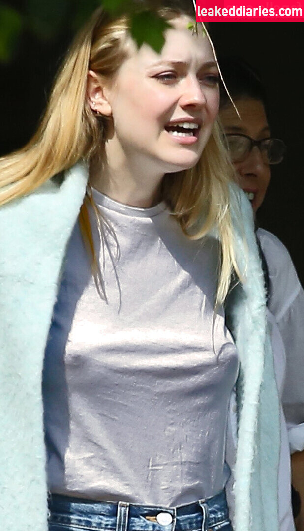 Dakota Fanning (dakotafanning) photo 284