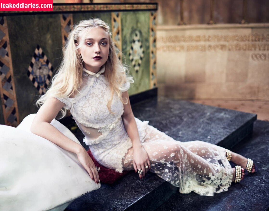 Dakota Fanning (dakotafanning) photo 292