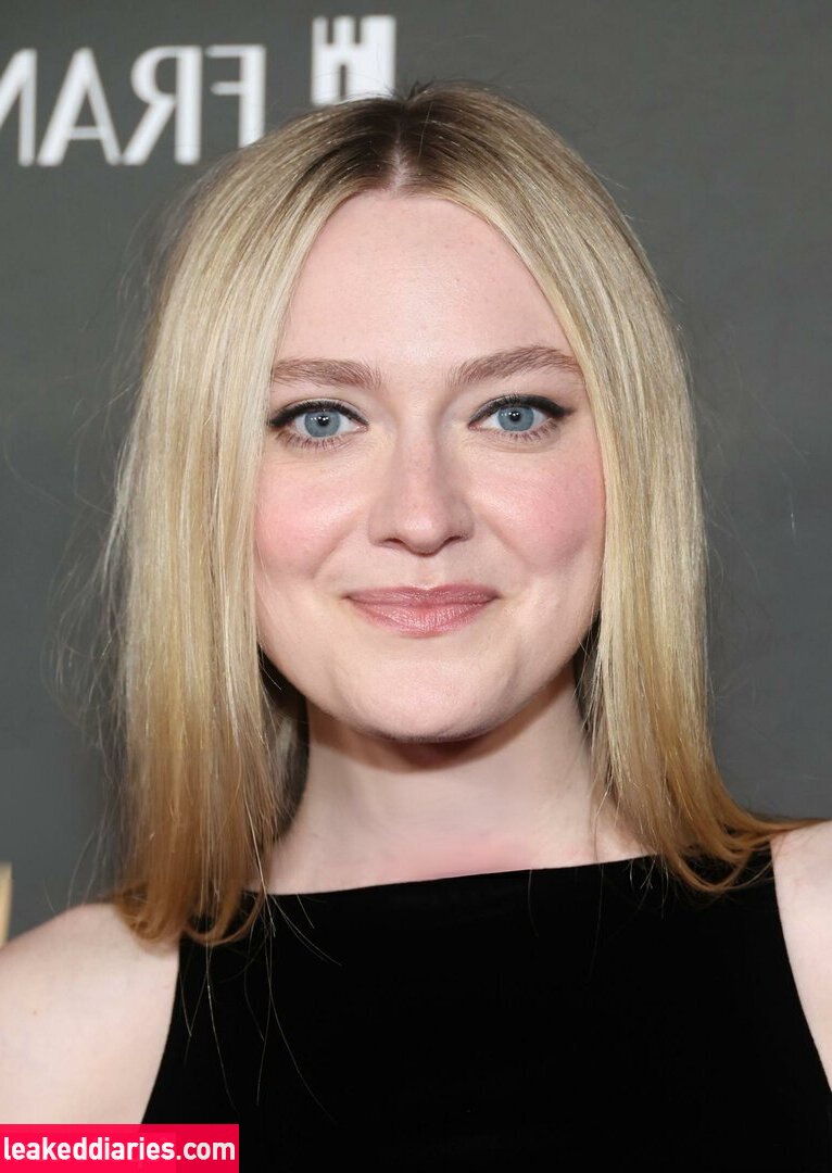 Dakota Fanning (dakotafanning) photo 53