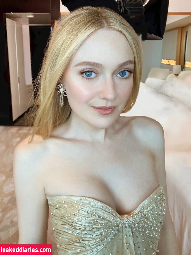 Dakota Fanning (dakotafanning) photo 63