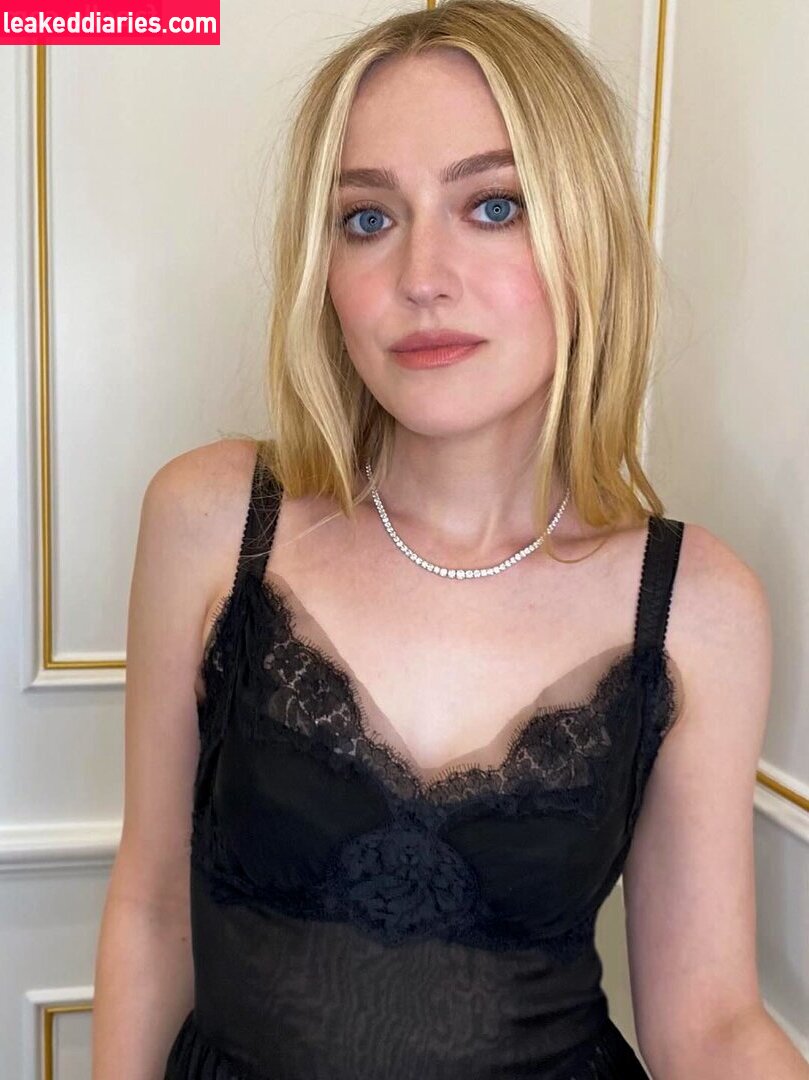 Dakota Fanning (dakotafanning) photo 65