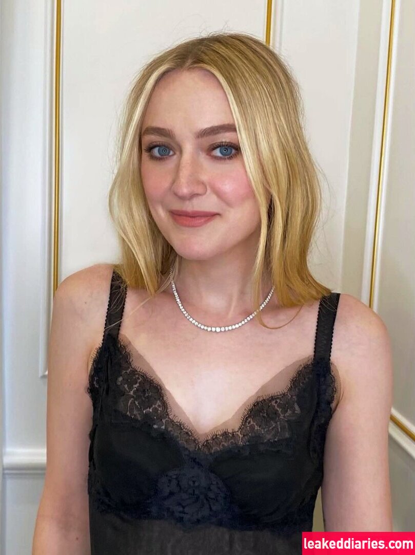 Dakota Fanning (dakotafanning) photo 67