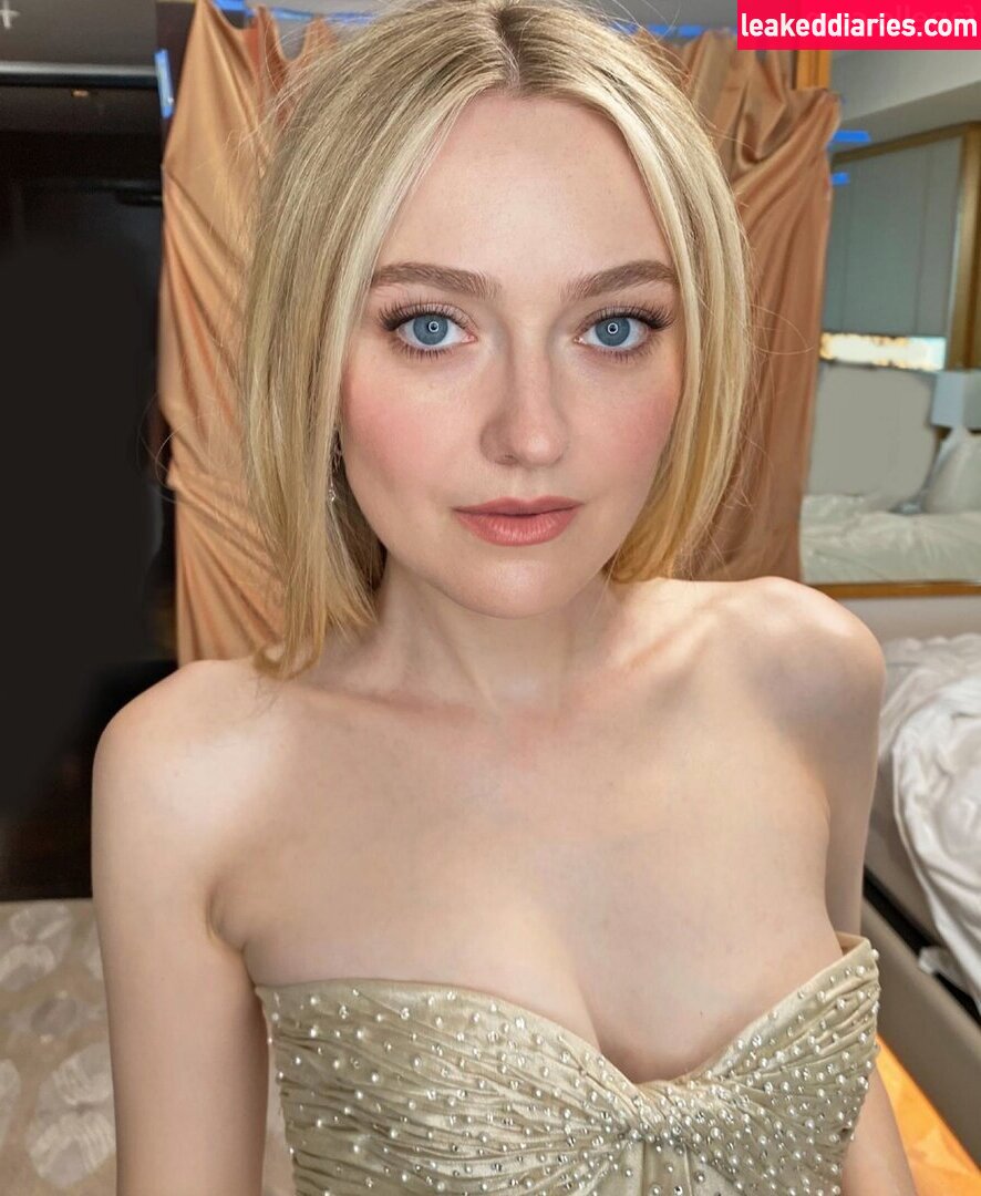 Dakota Fanning (dakotafanning) photo 71