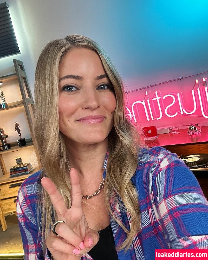 iJustine (Justine Ezarik, ijustine) photo 128