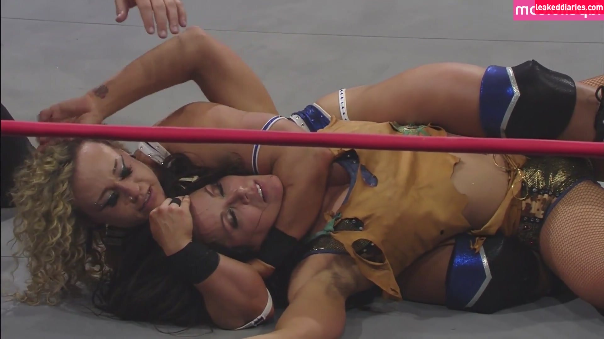 Mickie James (michelejames, themickiejames) photo 351