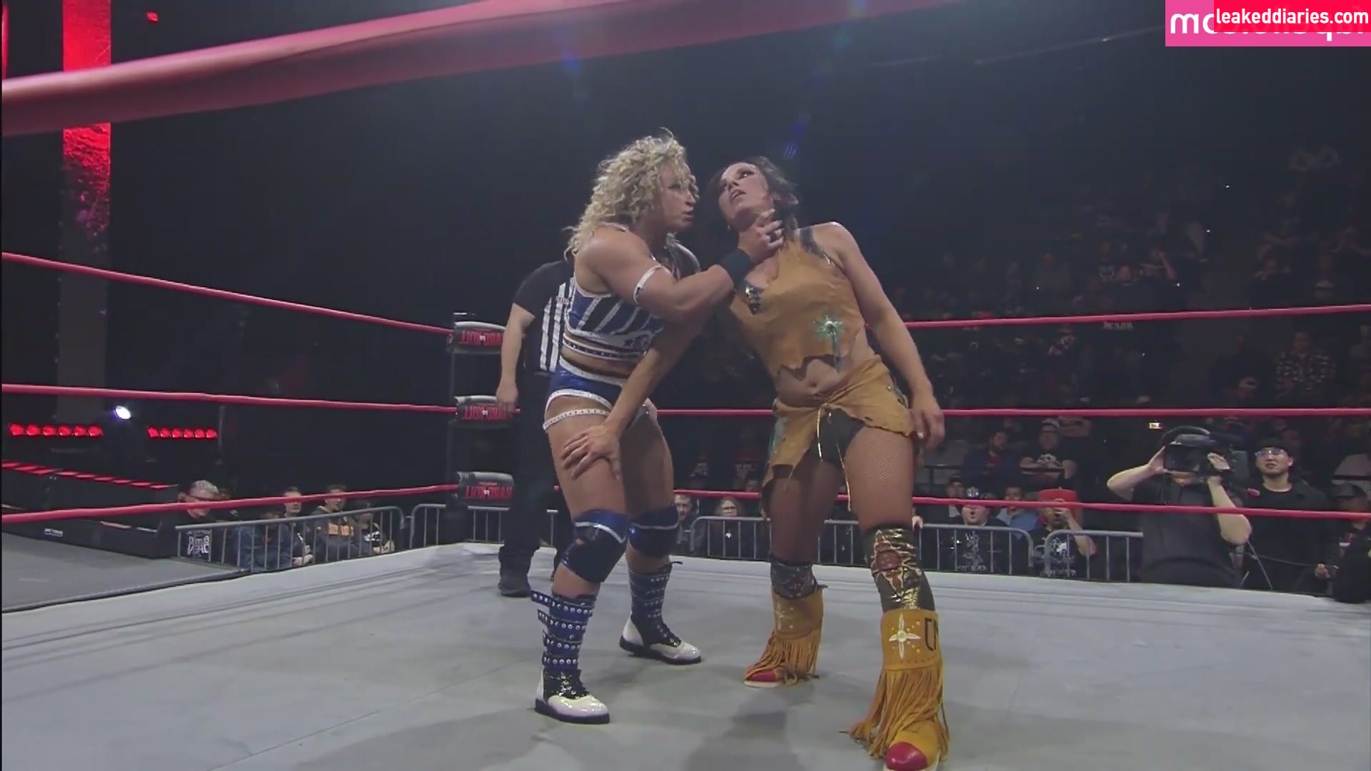 Mickie James (michelejames, themickiejames) photo 371