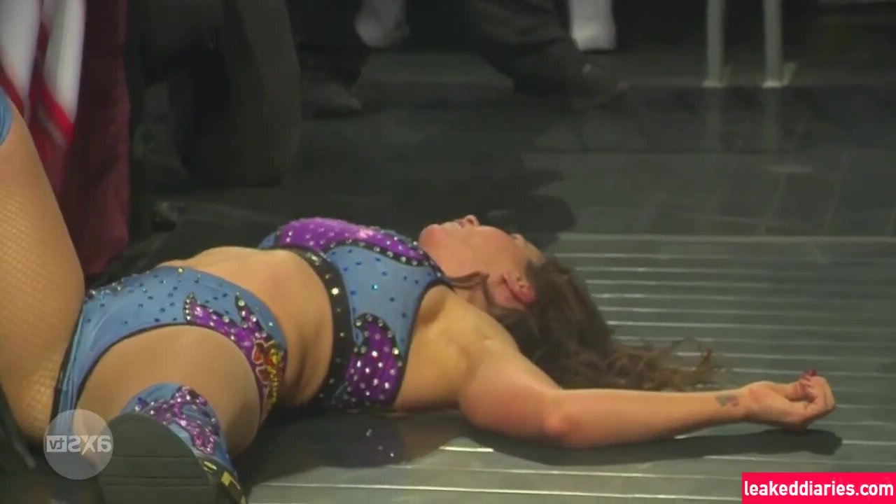 Mickie James (michelejames, themickiejames) photo 548